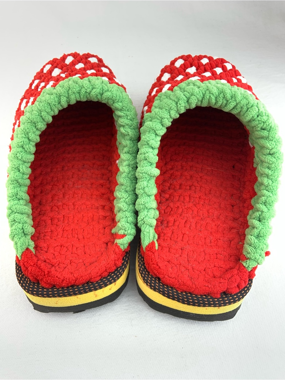 Strawberry Slipper Clogs - Picture 4 of 10